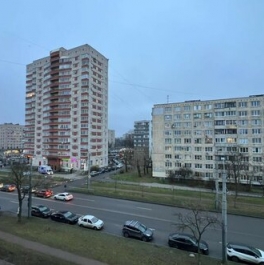 Продажа 2-комн квартиры на вторичном рынке Будапештская улица,  д. 43 к1