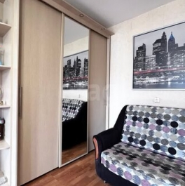 Продажа 1-комн квартиры на вторичном рынке Долгоозёрная улица,  д. 31