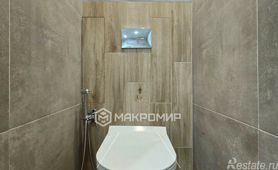 Продажа 2-комн квартиры на вторичном рынке Пятилеток пр-кт,  д. 3