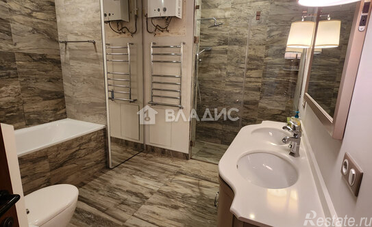 Продажа 4-комн квартиры на вторичном рынке Еропкинский переулок,  д. 11