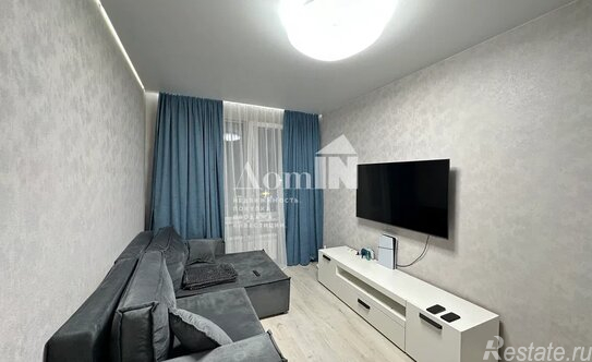 Продажа 2-комн квартиры на вторичном рынке Крыленко ул,  д. 1,  к. 1 стр 2