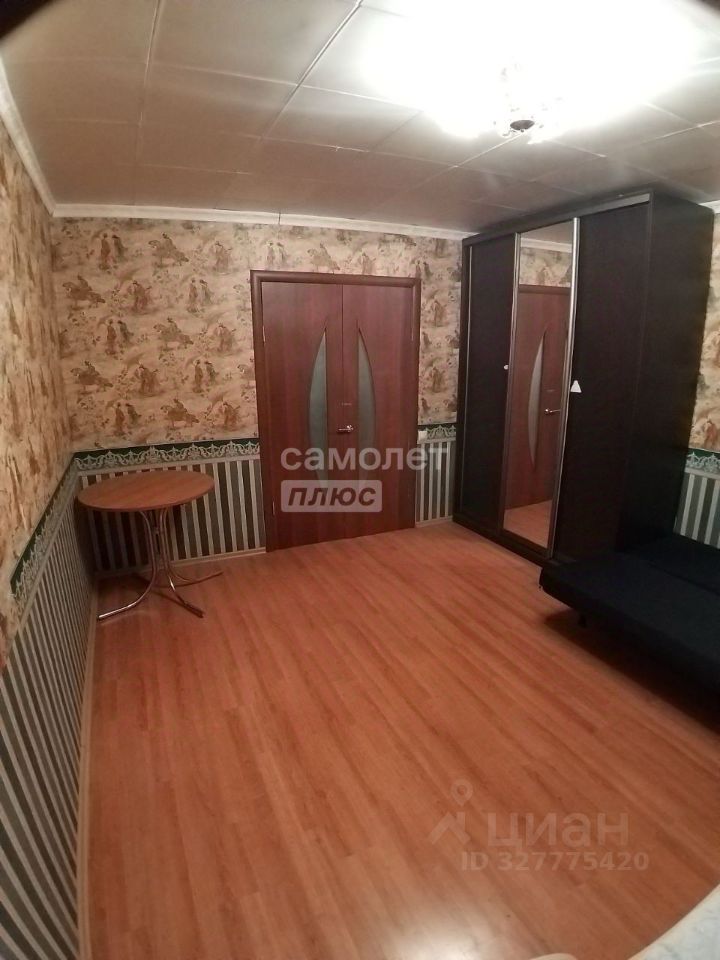 Продажа 3-комн квартиры на вторичном рынке Новороссийская улица, 16