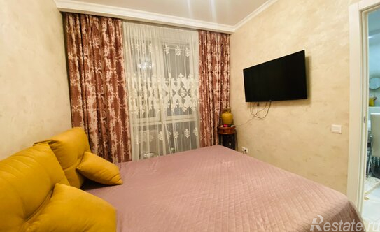 Продажа 1-комн квартиры на вторичном рынке ул Бачуринская,  д. 7,  к. 2