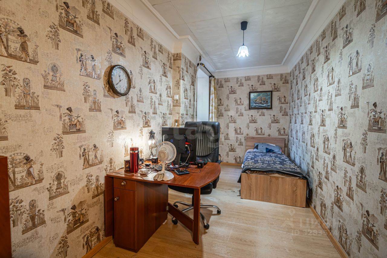 Продажа 2-комн квартиры на вторичном рынке переулок Апраксин, 3