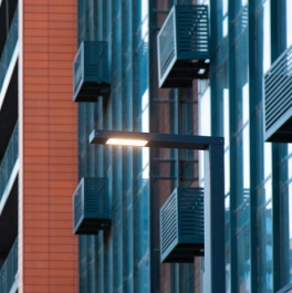 Продажа 4-комн квартиры на вторичном рынке бульвар Головнина,  д. 3 к1