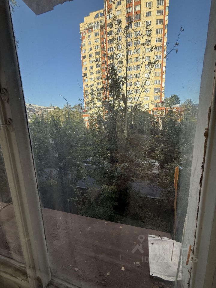 Продажа 3-комн квартиры на вторичном рынке Балашиха, улица Флерова, 4