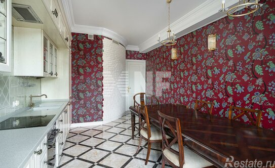 Продажа 3-комн квартиры на вторичном рынке Климентовский пер,  д. 2