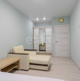 Продажа 1-комн квартиры на вторичном рынке Русановская ул,  д. 20 к1