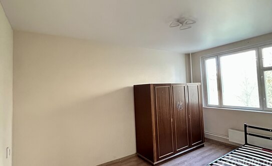 Продажа 2-комн квартиры на вторичном рынке ул Раменки,  д. 14,  к. 1