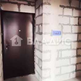 Продажа 2-комн квартиры на вторичном рынке Композиторов ул,  д. 33/5