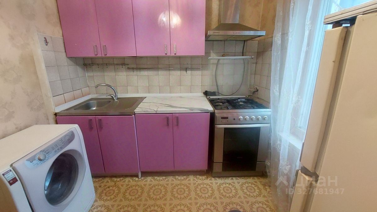 Продажа 1-комн квартиры на вторичном рынке улица Молдагуловой, 18К2