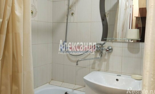 Продажа 3-комн квартиры на вторичном рынке ул Суворовская,  д. 3,  к. 4