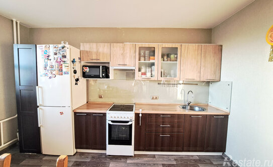 Продажа 3-комн квартиры на вторичном рынке Композиторов ул,  д. 12,  к. Б