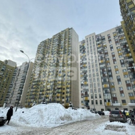 Продажа 3-комн квартиры на вторичном рынке улица Вертолётчиков
