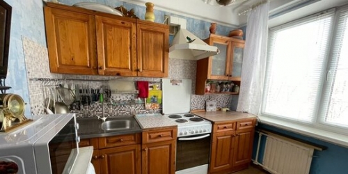 3-комн квартира Колпино г, Ижорского Батальона ул,  д. 9