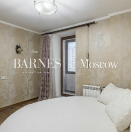 Продажа 4-комн квартиры на вторичном рынке Старопетровский проезд,  д. 12 к1