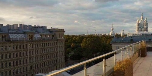 3-комн квартира Смольный проспект, 17