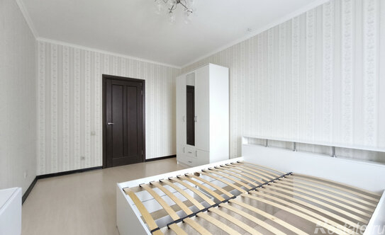 Продажа 3-комн квартиры на вторичном рынке Южный, ул Радужная,  д. 20