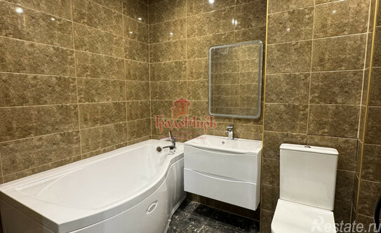 Продажа 2-комн квартиры на вторичном рынке Яхрома, ул Парковая,  д. 8