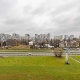 Продажа 3-комн квартиры на вторичном рынке Маршала Блюхера пр-кт,  д. 7 к1