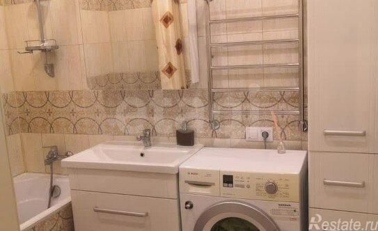 Продажа 3-комн квартиры на вторичном рынке ул Школьная,  д. 64