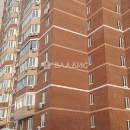 Продажа 2-комн квартиры на вторичном рынке Раменский бульвар