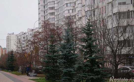 Продажа 3-комн квартиры на вторичном рынке улица Марьинский Парк,  д. 17 к2