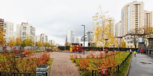 2-комн квартира Композиторов ул,  д. 18