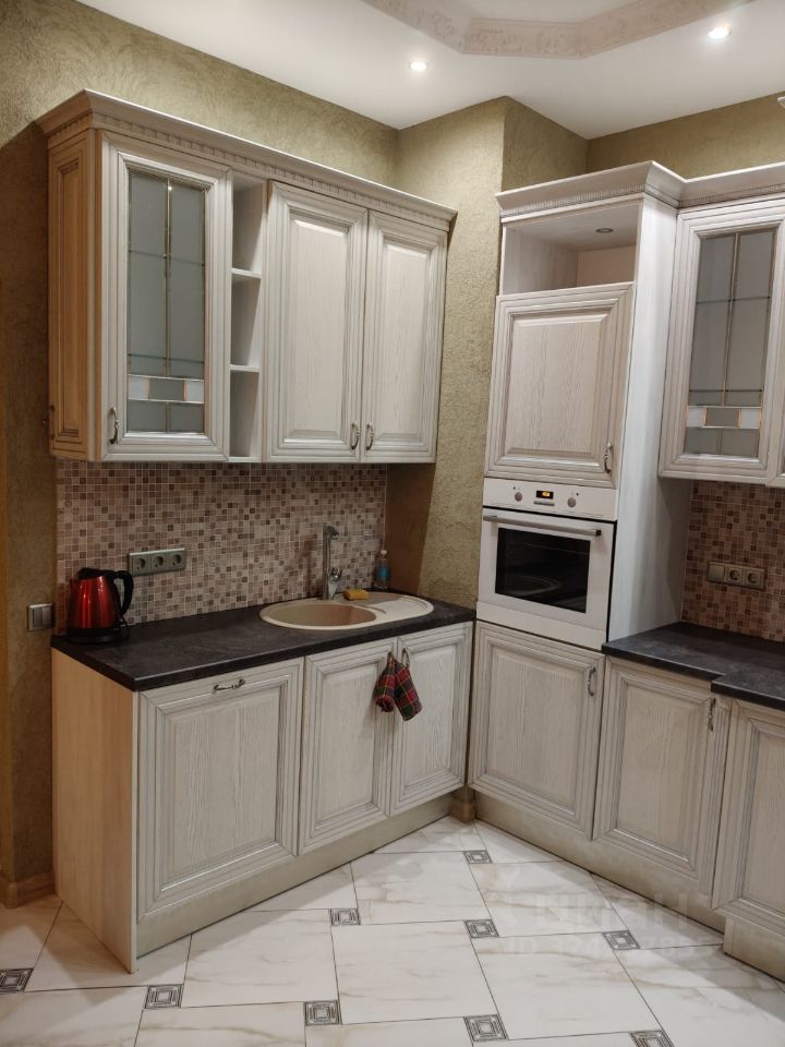 Продажа 2-комн квартиры на вторичном рынке Киевская улица, 3к2Е