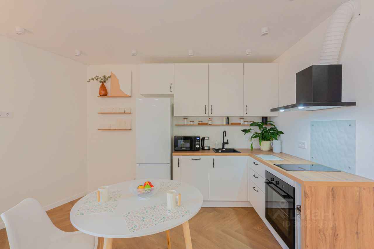 Аренда 2-комн квартиры на вторичном рынке Днепропетровская улица, 7