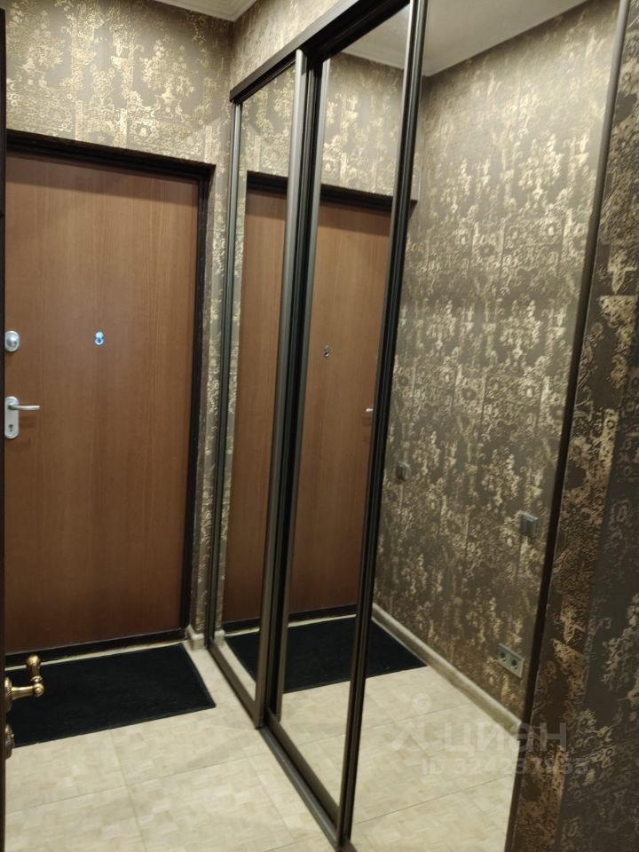 Продажа 2-комн квартиры на вторичном рынке Киевская улица, 3к2Е