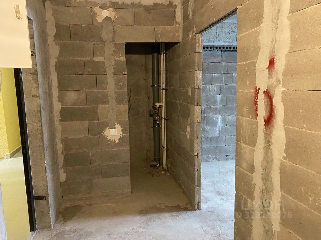 Продажа 2-комн квартиры на вторичном рынке пос. Сосново, улица Лесная, 3