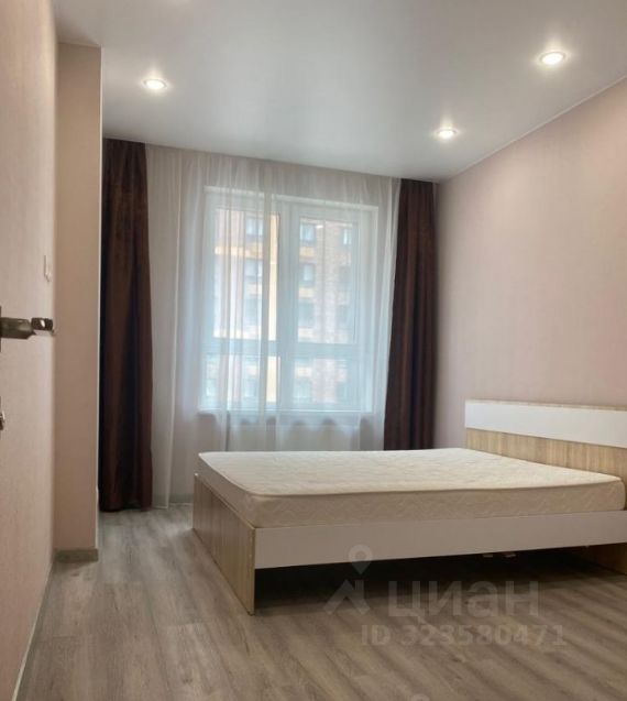 Аренда 1-комн квартиры на вторичном рынке проспект Куприна, 32к1