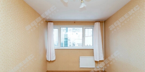 2-комн квартира улица Лёни Голикова,  д. 60