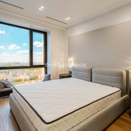 Продажа 3-комн квартиры на вторичном рынке Народного Ополчения ул,  д. 15 к2