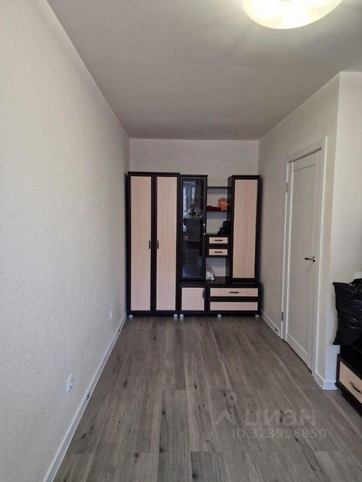 Аренда 1-комн квартиры на вторичном рынке Мурино, улица Шоссе в Лаврики, 64к1