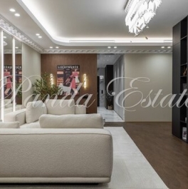 Продажа 5-комн квартиры на вторичном рынке ул Мытная,  д. 40,  к. 3