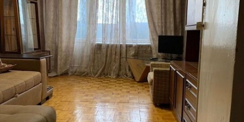 2-комн квартира Вятская улица,  д. 51