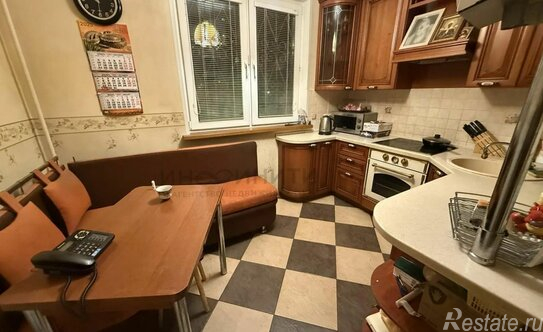 Продажа 1-комн квартиры на вторичном рынке Осенний б-р,  д. 18,  к. 2