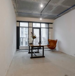 Продажа 2-комн квартиры на вторичном рынке Обводного Канала наб,  д. 106