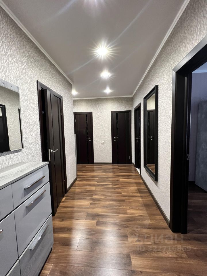 Продажа 2-комн квартиры на вторичном рынке Боброво пгт, улица Лесная, 24к1