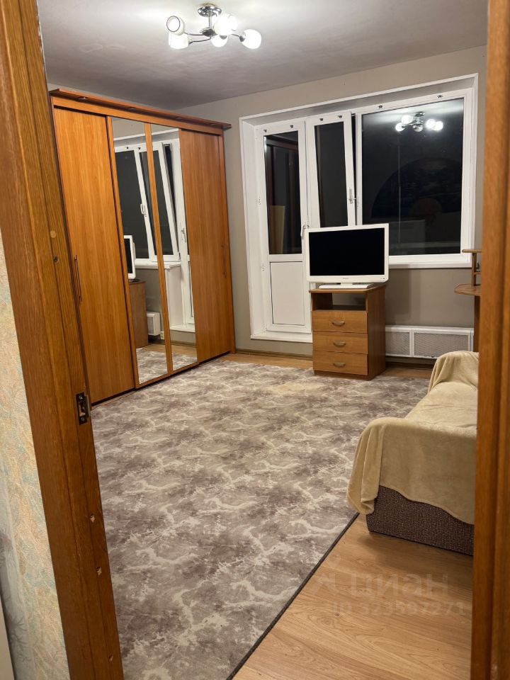 Продажа 1-комн квартиры на вторичном рынке Заповедная улица, 8К1