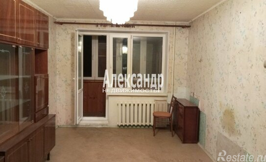 Продажа 1-комн квартиры на вторичном рынке Лукаши, Школьная улица,  д. 13