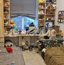 Продажа 2-комн квартиры на вторичном рынке улица Стахановцев,  д. 10 к3