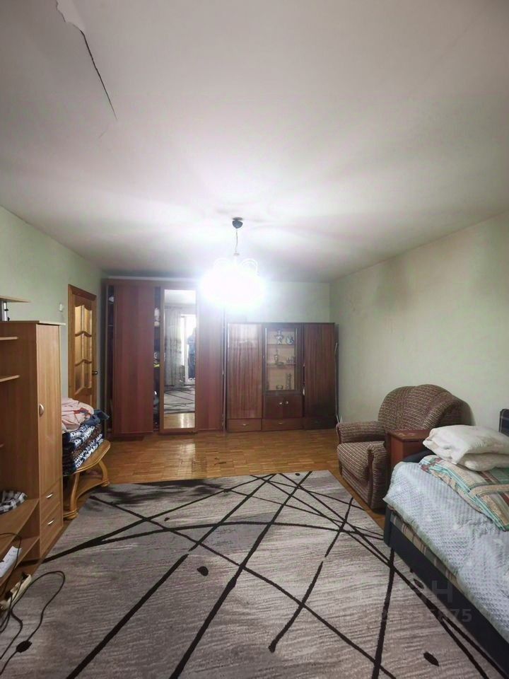 Продажа 1-комн квартиры на вторичном рынке Клинская улица, 12