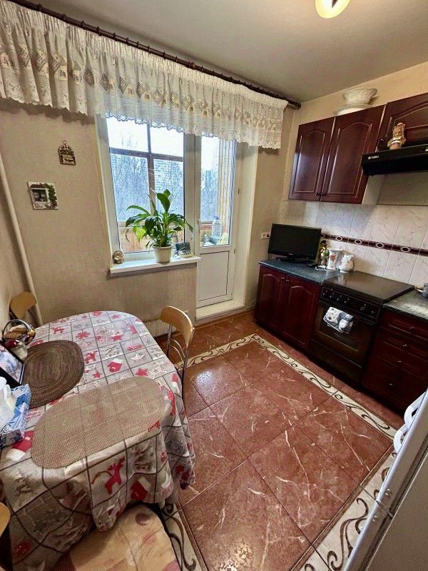 Продажа 2-комн квартиры на вторичном рынке Филевский бульвар, 8к1