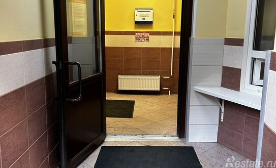 Продажа 1-комн квартиры на вторичном рынке ул Манчестерская,  д. 10,  к. 2