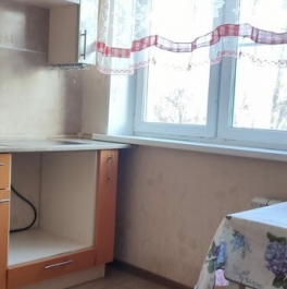 Аренда 2-комн квартиры на вторичном рынке ул Уссурийская,  д. 3,  к. 1