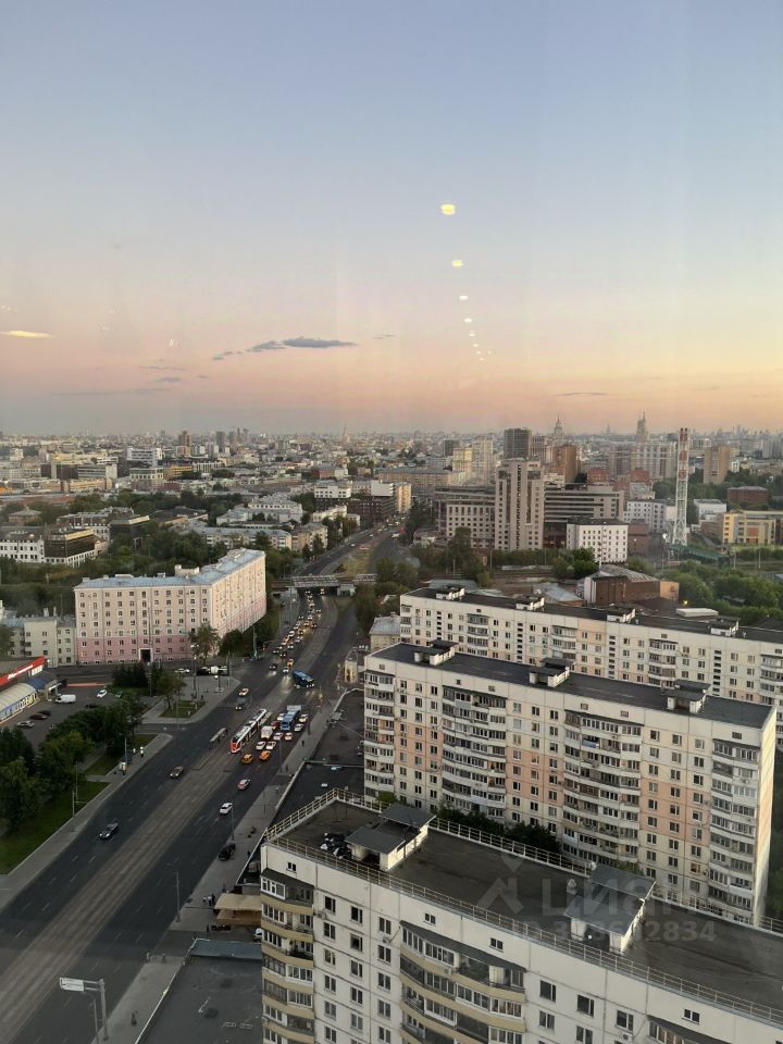 Продажа 3-комн квартиры на вторичном рынке Русаковская улица, 31