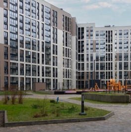 Продажа 2-комн квартиры на вторичном рынке ул Белоостровская,  д. 10,  к. 2 стр 1
